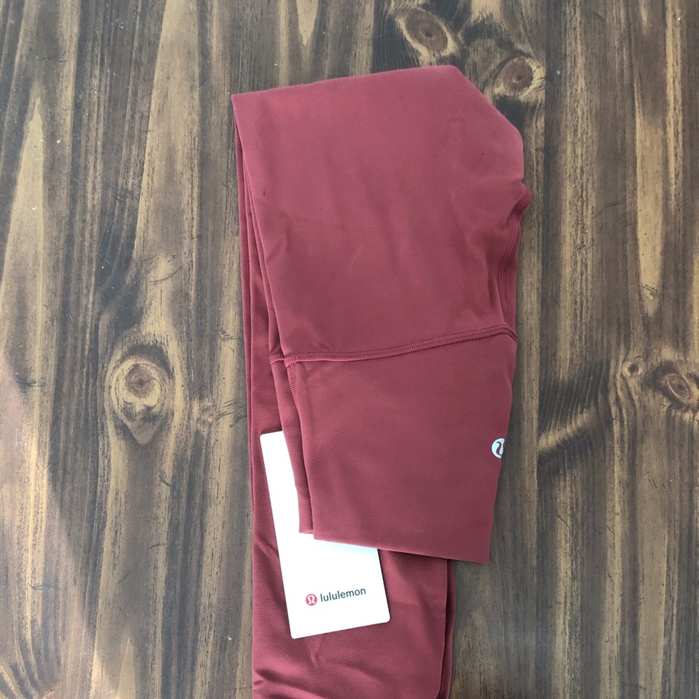 New lululemon align II 25” Chianti size 2